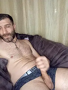 Alexdaniel89 Adlı Modelin Canlı XXX Sohbeti