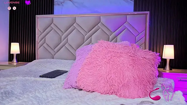 دردشة MiaaFarrel الجنسية المباشرة