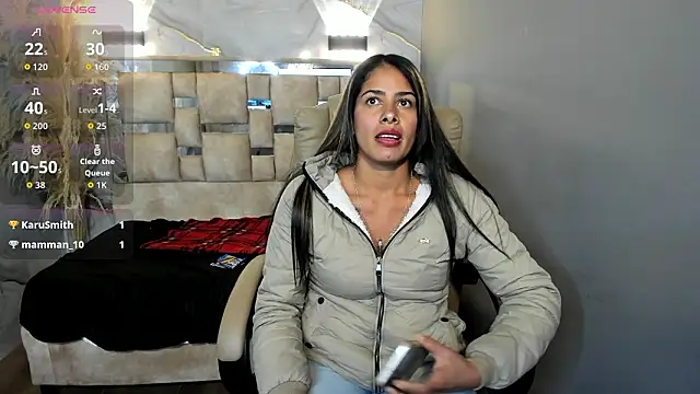 XXX chat uživo modela nairobi8