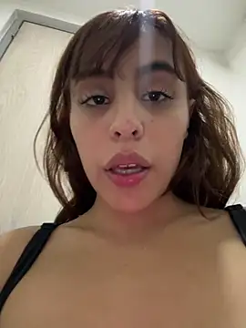 Katee_Jones Live XXX-Chat