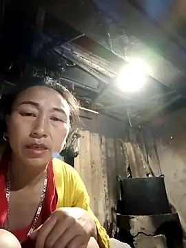 دردشة Ami-su الجنسية المباشرة