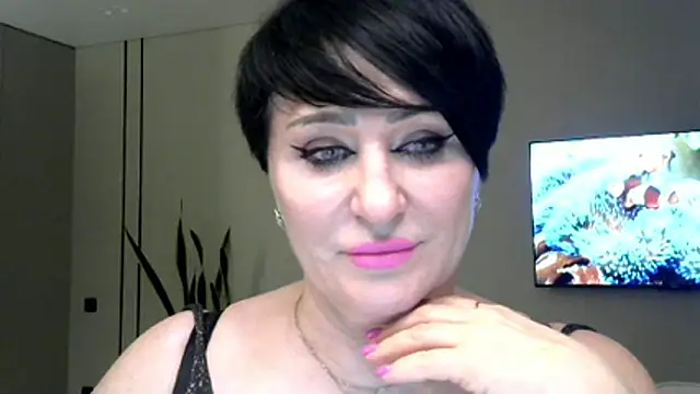 Kleotempt Adlı Modelin Canlı XXX Sohbeti