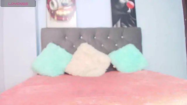 Show modela Ebonny_Brown na web-kameri