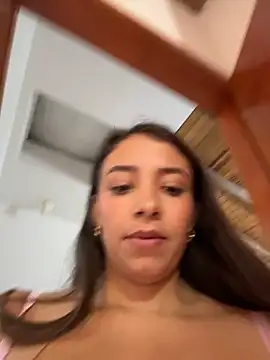 Hall_16's Webcam Show