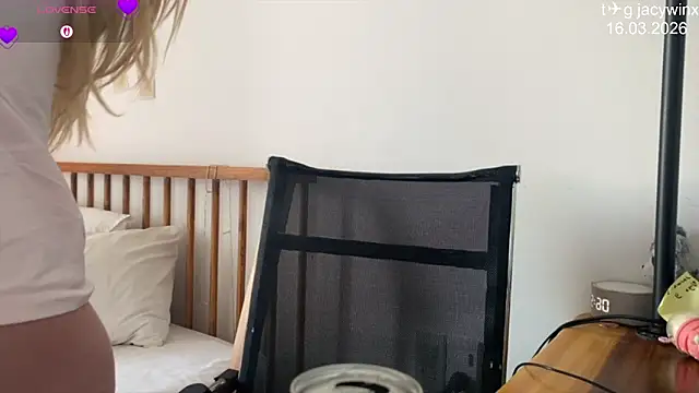 Онлайн чат XXX JacyWinslat