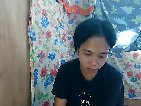 PinaySkinnyGirln Live XXX chat