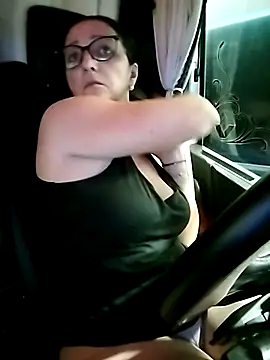 دردشة Milfa_nimfomana الجنسية المباشرة