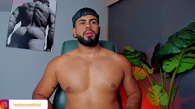 Chat +18 de noah_crux ao vivo