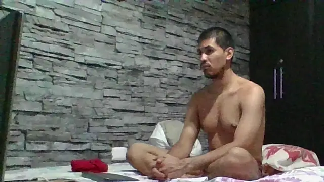 Chat +18 de Sexylatin64 ao vivo