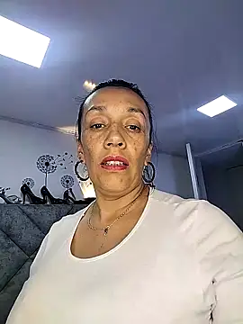 Shantey_Laurent Adlı Modelin Canlı XXX Sohbeti