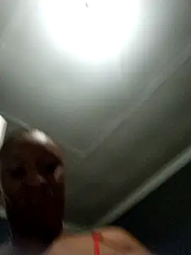 Sexyzmiranda_207のウェブカメラショー