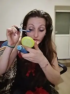 دردشة CrazyMaya39 الجنسية المباشرة