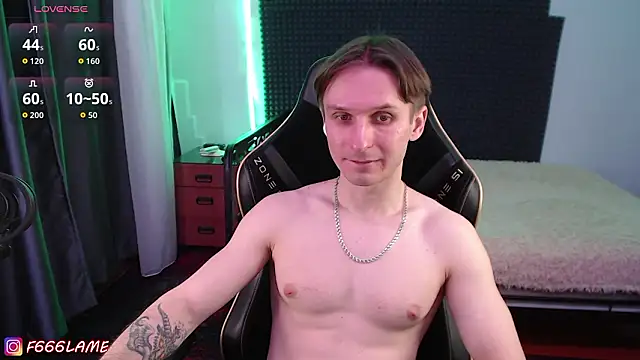 F666LAMEのライブXXXチャット