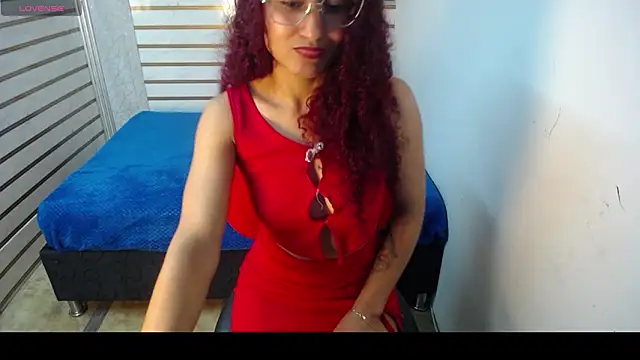 kiara_valmont – Kamerová šou