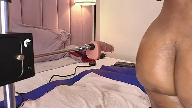 HallyBans 现场XXX聊天