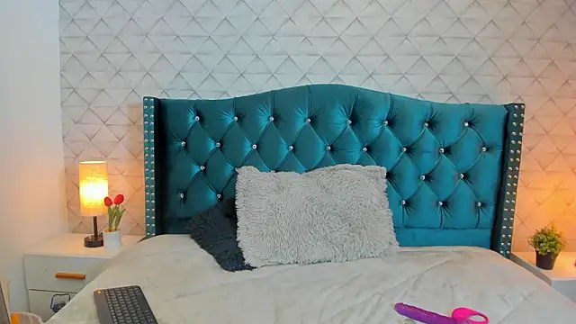 Chat +18 de Valery_jame ao vivo