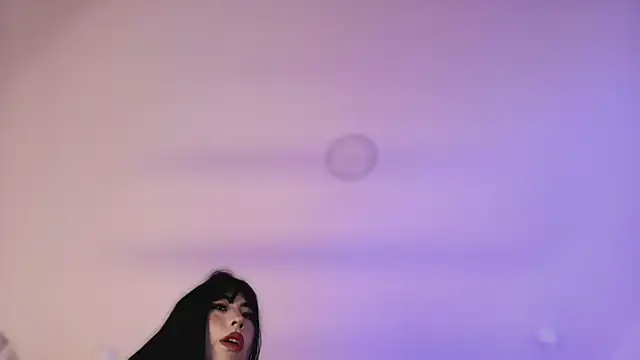 Jade-Naughty Live XXX-chat