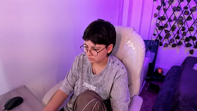 Nathaly_ds 即時 XXX 聊天