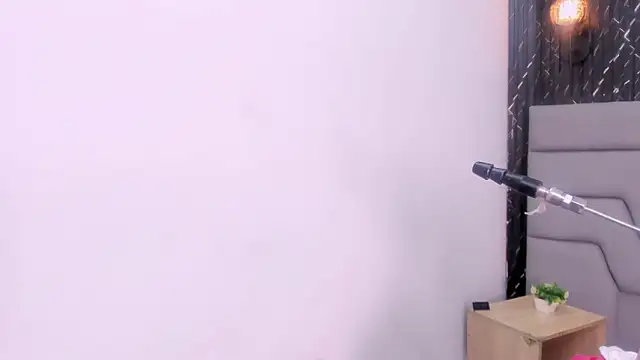 XXX chat uživo modela Angie_Will