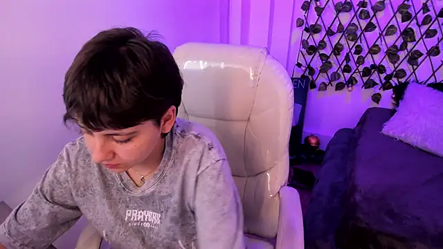 Nathaly_ds Chat XXX in diretta