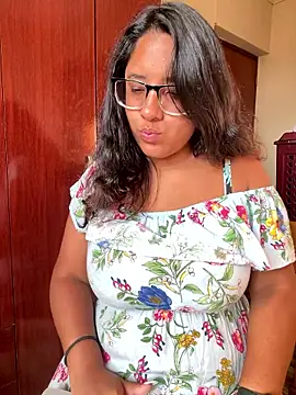 AnthoKhalifa live XXX chat