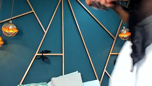 Lia_Valmont: απευθείας συνομιλία ΧΧΧ