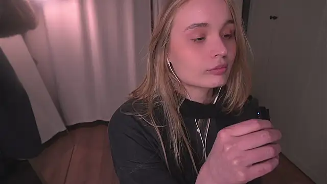 Chat XXX en directo de lisa_schiele