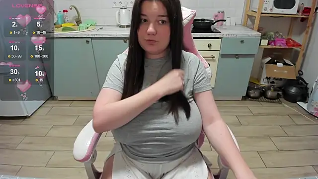 LinaElasm 现场XXX聊天