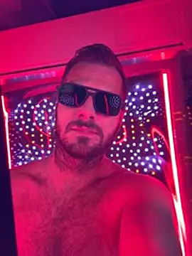 Chat XXX en directo de THE_CHEEKY_ALPHA