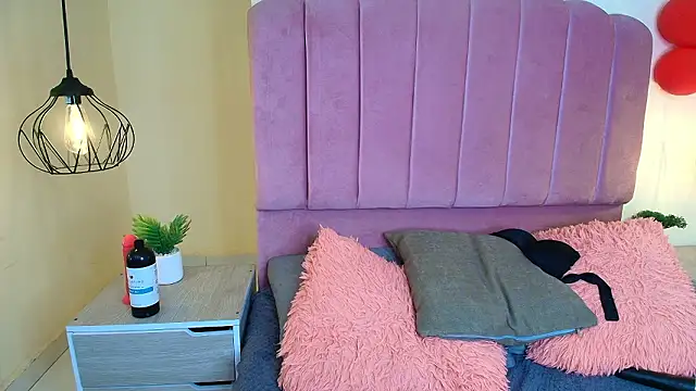 Chat +18 de Ateneaaa_ ao vivo