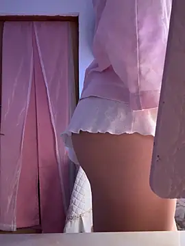 Živý XXX chat doll_shiny