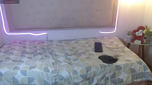 emma_antury Chat XXX live