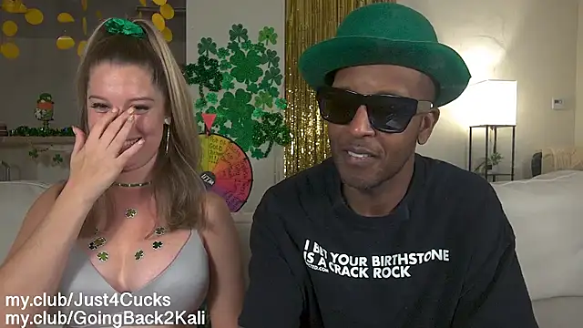 boomboomr00m's Webcam Show