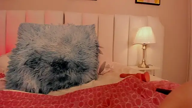 XXX chat uživo modela honey_vixen_