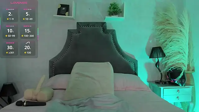 EmiliaRose_ 라이브 XXX 채팅