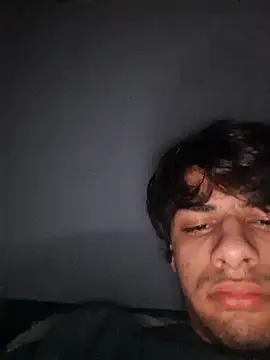 ilcazzone32's Webcam Show