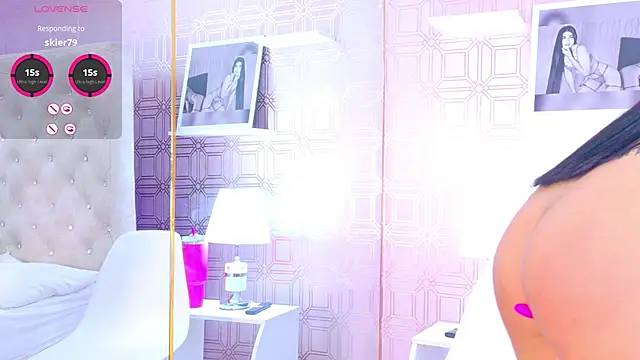 Mia-Monroe's Live XXX Chat