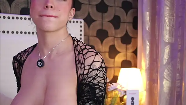 Pertunjukan Kamera Web IsabelaWhite