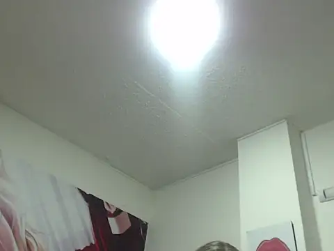 Chat XXX en directo de Ailanys_Miller