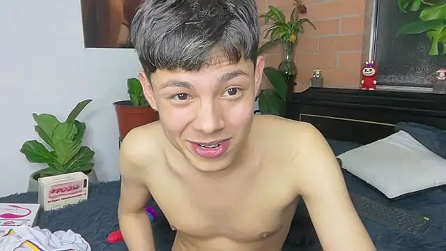 Andy_Belier23 Live XXX-Chat