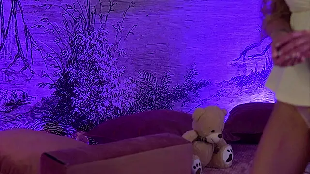 YamiraKim Live XXX Chat