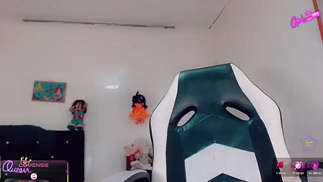 Oriana_braom élő XXX-chatje