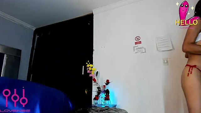 Eyleen_Santos élő XXX-chatje