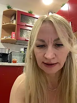 دردشة kira_saning الجنسية المباشرة