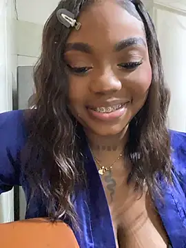 SarahBleer's Live XXX Chat