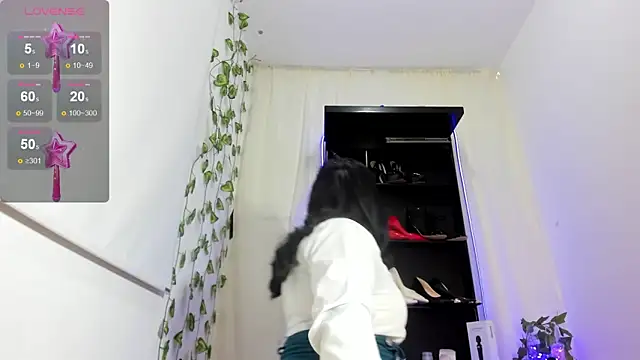 ReyleDoll – Live XXX-chat