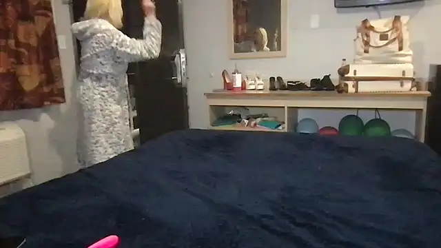 TiffaneyLove's Webcam Show