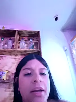 Layla-daring Live XXX-Chat