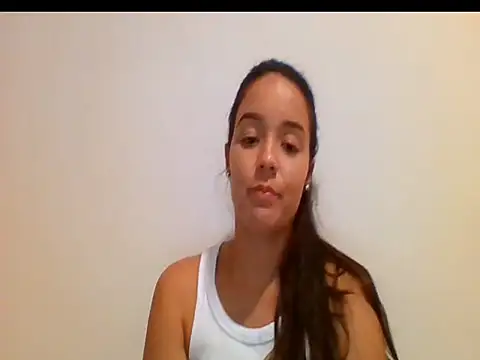 Chat +18 de KyongCrumbliss ao vivo