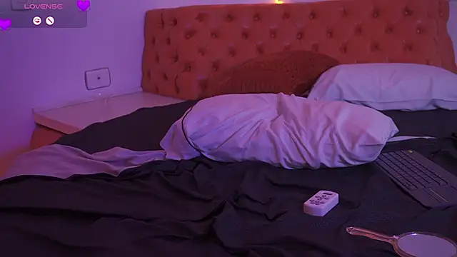 Chat +18 de Petitte_Mussa ao vivo